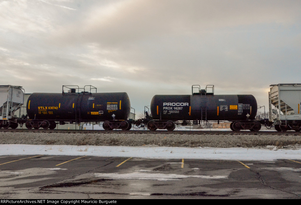 UTLX & PROX Tank Cars